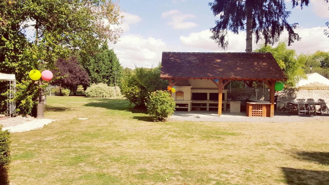 Bed and Breakfast Le Moulin De Pommeuse Exterior foto
